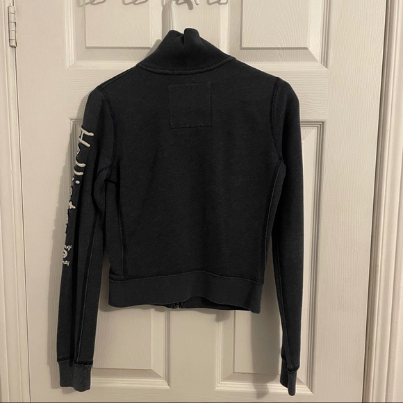 Hollister Crop Sweater - Picture 4 of 4